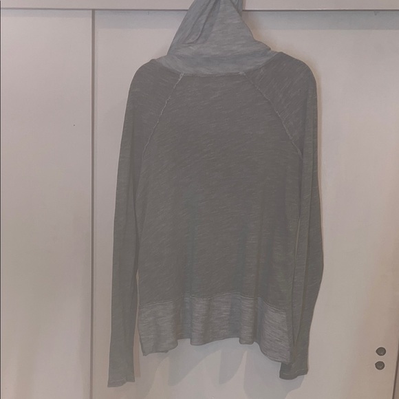 FP Beach Green Cowl Neck / hoodie long sleeve shirt OS / preowned - Picture 8 of 12